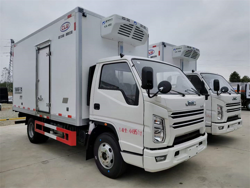 江鈴順達(dá)寬體冷藏車(chē)現(xiàn)車(chē)特價(jià)