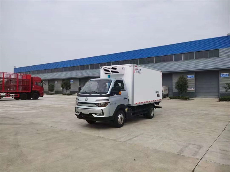 國六豪沃智相3.75米冷藏車現(xiàn)車特價(jià)