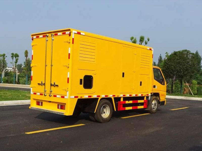 6X6東風(fēng)6驅(qū)越野版電源車 (300kw-400kw)