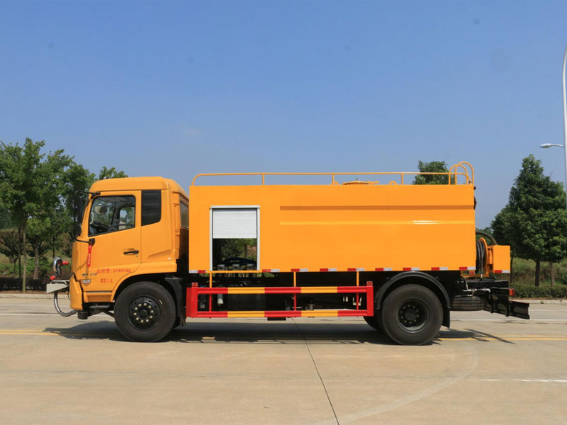 國六東風(fēng)天錦高壓清洗車