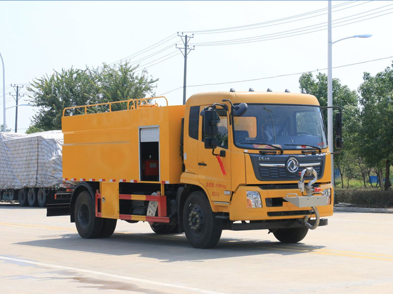 國六東風(fēng)天錦高壓清洗車