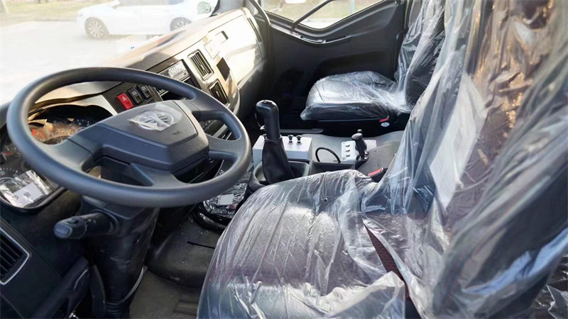 環(huán)衛(wèi)灑水車沒有壓力了怎么處理