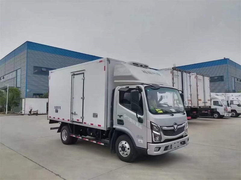福田奧鈴玉兔3自動(dòng)擋寬體駕駛室冷藏車廠家報(bào)價(jià)實(shí)惠