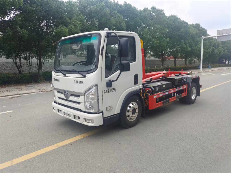 三環(huán)創(chuàng)客純電動勾臂垃圾車廠家報(bào)價(jià)